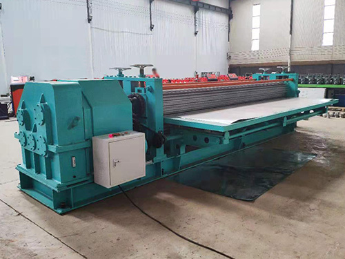 Barrel type corrugated sheet roll forming machine