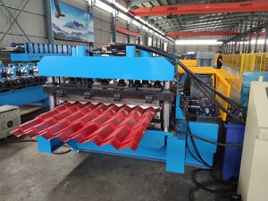 Heavy duty metal roof tile roll forming machine